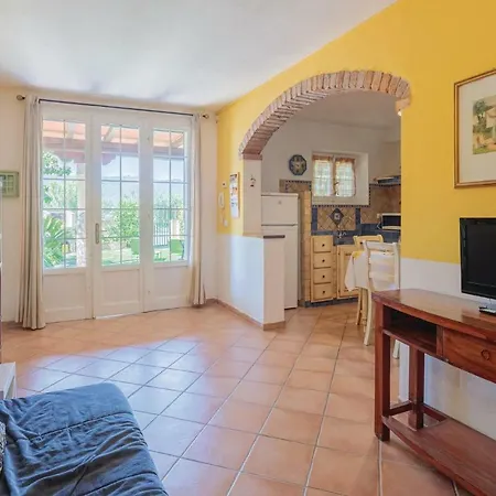 Three-bedroom Holiday In