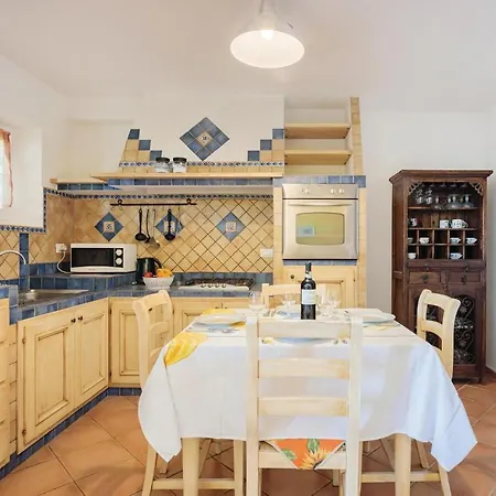 Σπίτι διακοπών Three-bedroom Holiday In