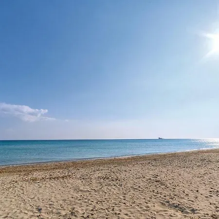 Three-bedroom Holiday In Ameglia