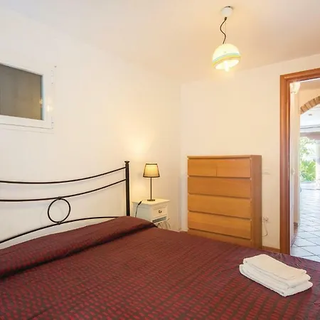 Three-bedroom Holiday In * Ameglia